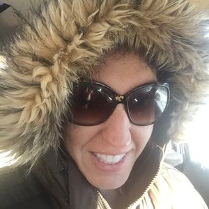 Meet your Posher, Jenn